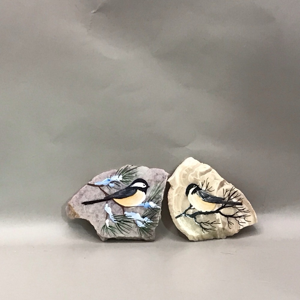 2 Slate/stone Magnets‎ With Hand painted Birds